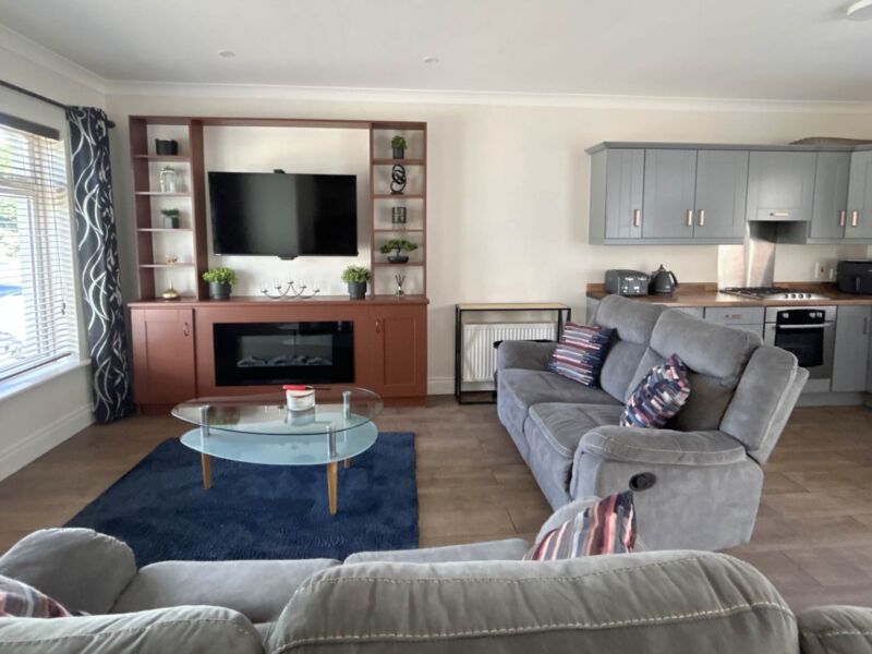 42 Shanacloon, Shanballa, Lahinch Road, , Ennis,  County Clare