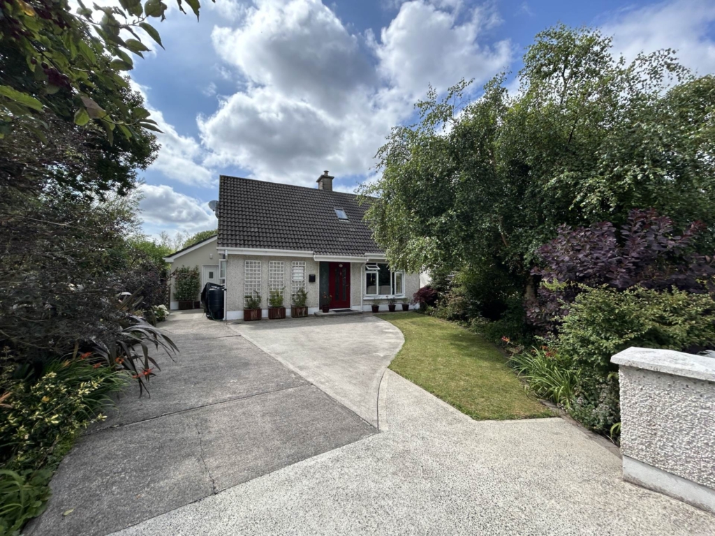 for sale at 22 Fergus Lawn, Tulla Road, Ennis, Co. Clare V95 KDD8