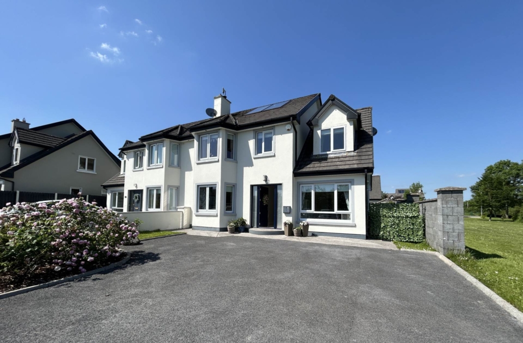 for sale at 25 Gort Leamhan, Tulla Road, Ennis, Co. Clare V95 EA0P