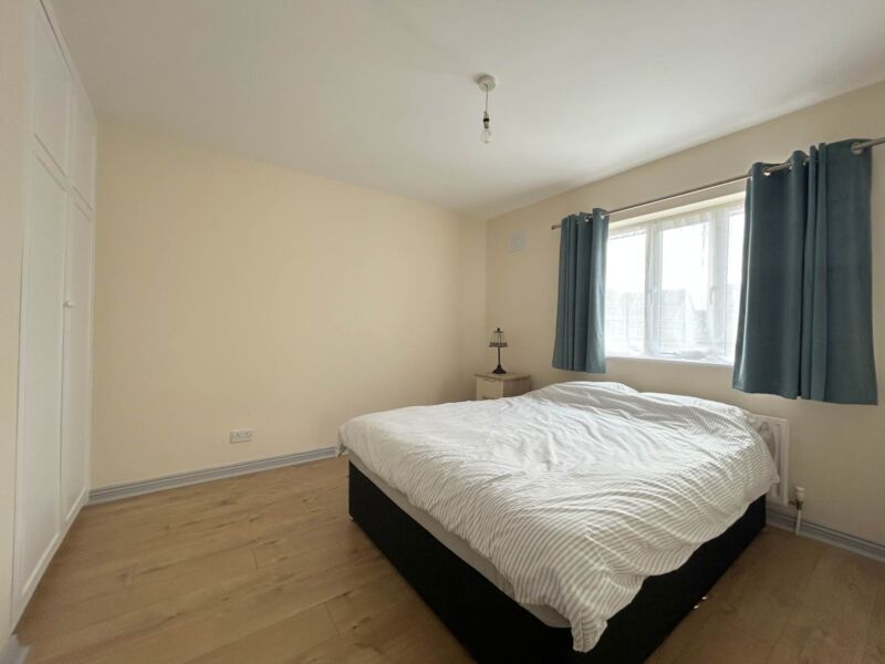 8 Drumbiggle Drive, , Ennis,  County Clare