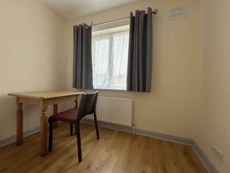 8 Drumbiggle Drive, , Ennis,  County Clare
