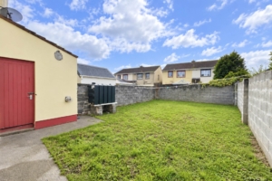 8 Drumbiggle Drive, , Ennis,  County Clare