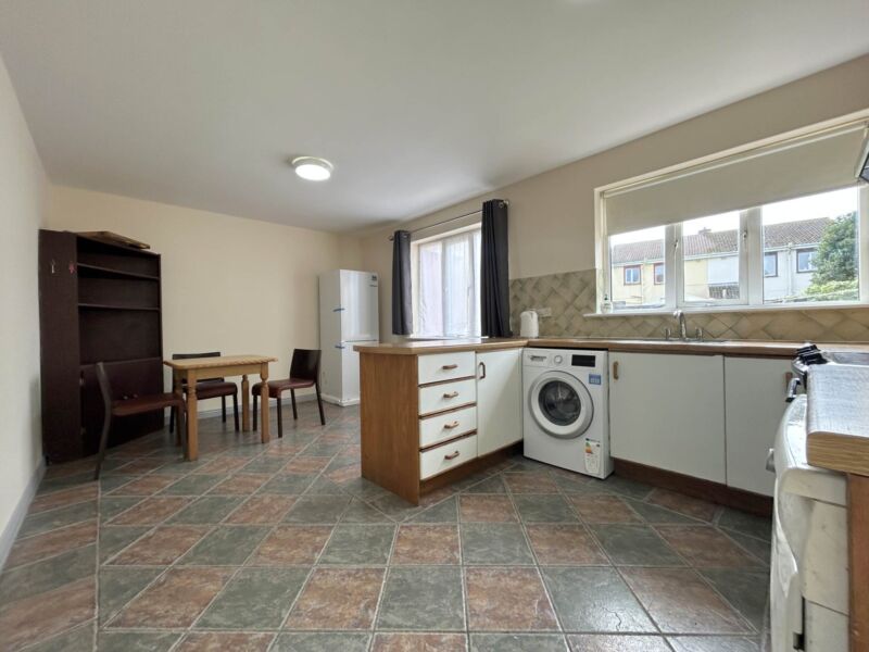8 Drumbiggle Drive, , Ennis,  County Clare