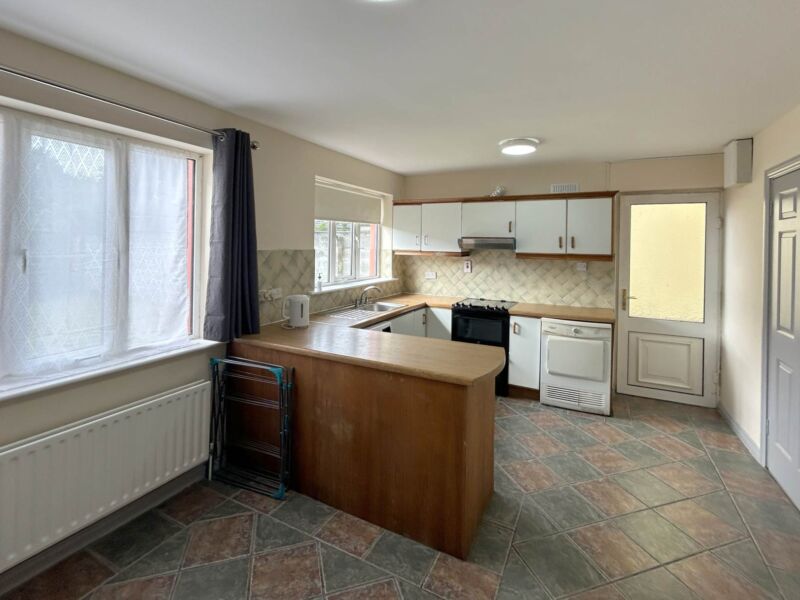 8 Drumbiggle Drive, , Ennis,  County Clare