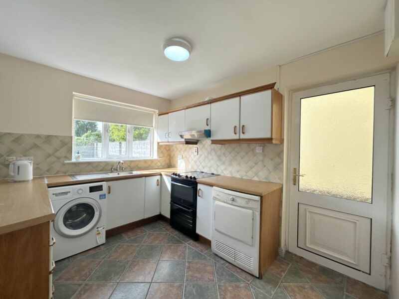 8 Drumbiggle Drive, , Ennis,  County Clare