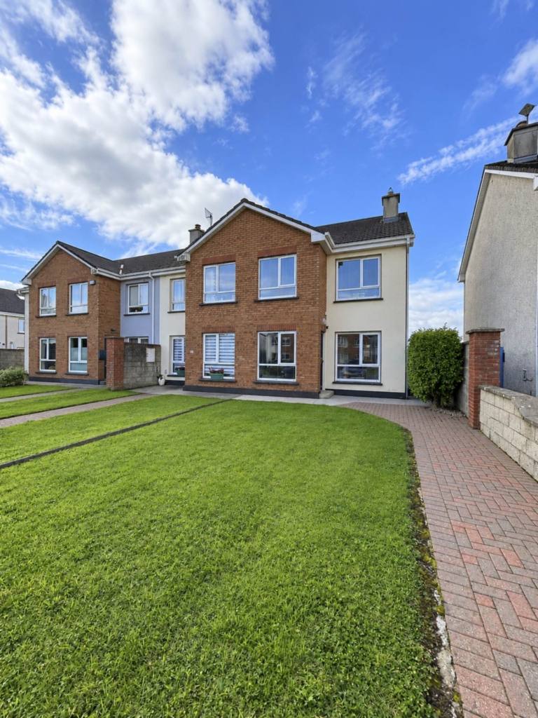 for sale at 11 Lissaniska, Claureen, Ennis, Co Clare V95 V2F3