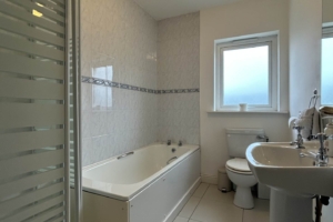 11 Lissaniska, Claureen, , Ennis,  County Clare