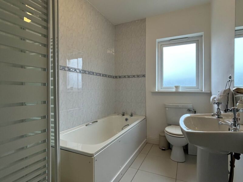11 Lissaniska, Claureen, , Ennis,  County Clare
